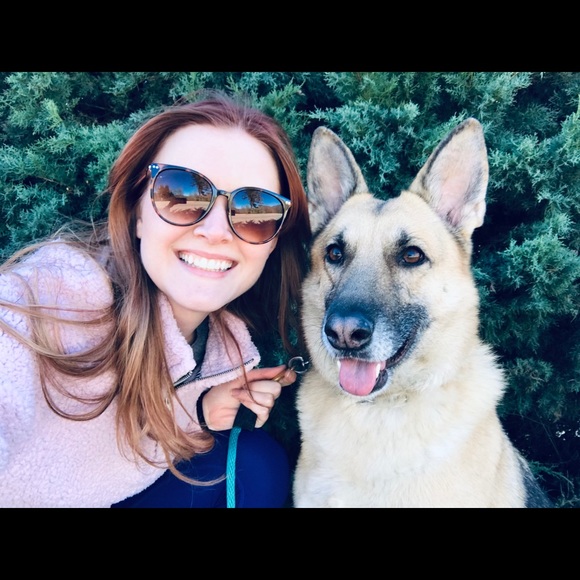 Meet your fellow posher! - Picture 6 of 15